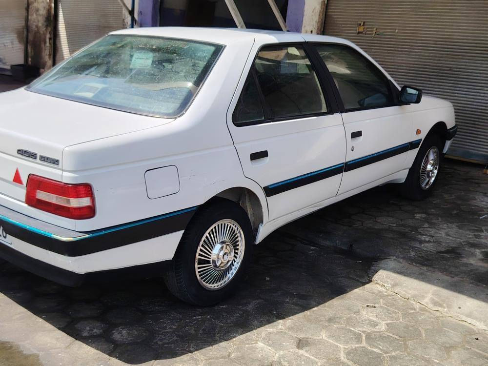 السلام عليكم بيجو 405نجف رقم نكليزي بسمي السياره جاهزه ما ناقصها شي كير مكينه تبريد خياسات ما بيها السياره وما متعوبه ابد مكاني نجف السعر 42وبيها مجال حك الجيه ***********
