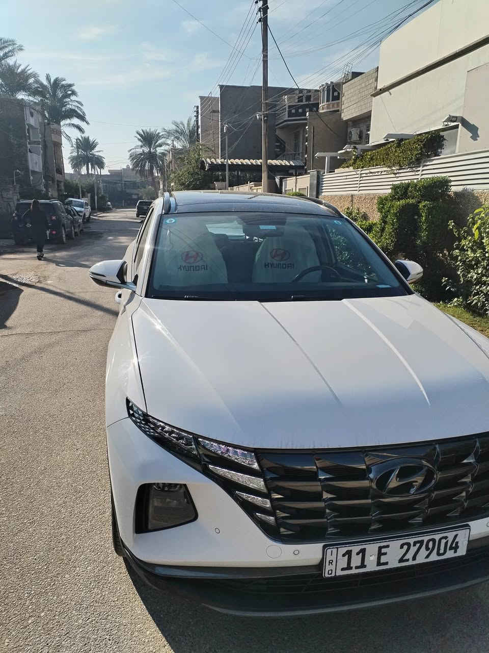 السلام عليكم سياره للبيع
توسان 2024 كفاله 

سياره ماشية 10 Km

سياره فول مواصفات 

- وارد خليجي 

- رقم بغداد ‎

‏‎ - حساسات أمامية 

‏‎ - حساسات خلفية

‏‎ - لايت زينون + LED

‏‎ - كشافات 

‏‎ - بك لايت LED

‏‎ - ويل كب 19

-‏‎ اريل نفكيشن

-‏‎ تشغيل عن بعد

‏-‎ دشبول شاشة 

‏‎ - شاشة Apple Car play 

‏‎- كاميرا دوارة

‏‎ - الانارة الداخلية LED‏

‏‎ - تدفئة المقود 

-بردات خلفية 

‏‎ - مثبت السرعة Cruise 

- الأوامر الصوتية

‏‎- أوضاع القيادة  Drive Mode

‏‎ - فحص أنظمة السيارة 

‏‎ - حساسات ضغط اطارات 

‏‎- تبريد شاشة

‏‎ - هاند بريك بصمة 

‏‎‏- ABS 

‏‎‏ - Auto Hold    أوتو هولد

‏‎‏- ISO Fex        ايزو فكس

‏‎- نظام مانع الانزلاق

‏‎- نظام نزول المنحدرات 

‏‎- اشارة في المرايا الجانبية

‏‎- مخرج منفذ الطاقة 

‏‎‏- رادار خلفية 

شاحن هاتف Wireless

السعراتصال فقط

مكان بغداد الغزالية 

***********

***********
