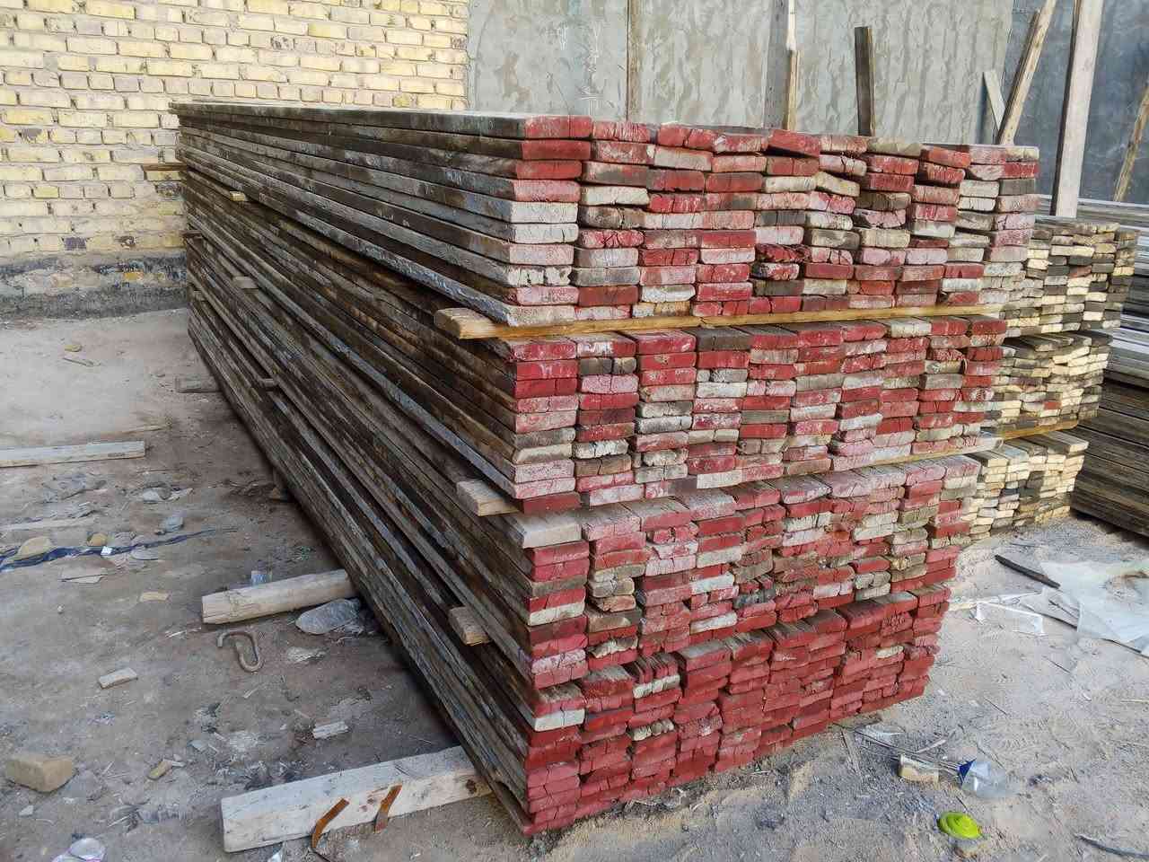 السلام عليكم لوح للبيع طول 4 متر 4مكعبات و 3 متر 3 مكعبات ابيع شلع مكاني بالحله الاستفسار ***********
