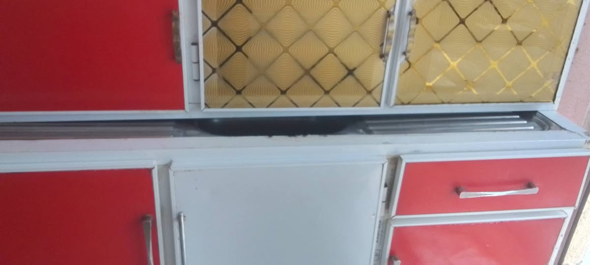 متوفر في حي الامير قرب العلوية ام جواد الاستفسار ***********
