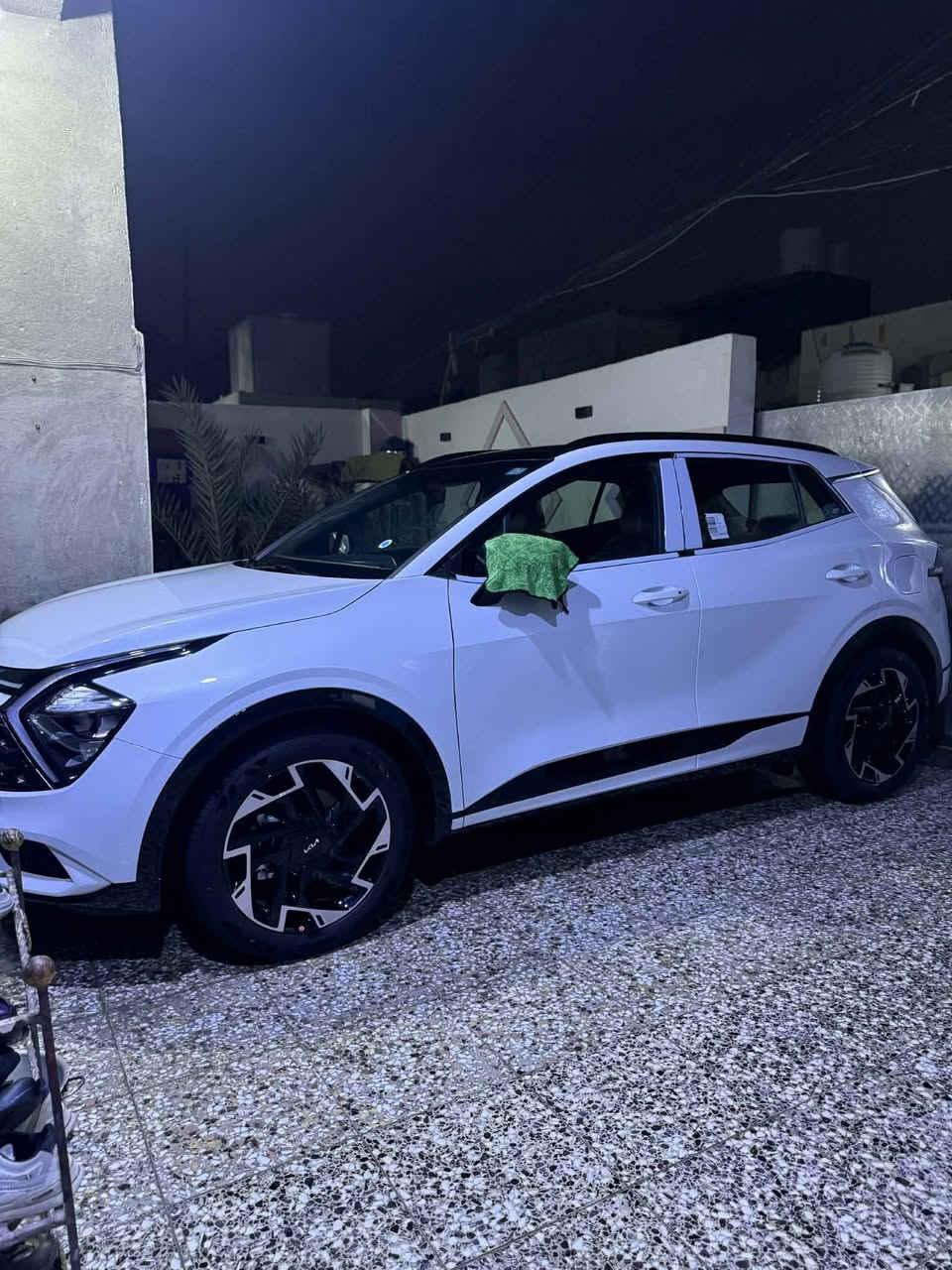 سلام عليكم البيع فقط سبورتج جيتي الاين موديل ٢٠٢٥ جديده مكفوله من كلشي كفاله عامه ماشي (٢٥٠٠) العنوان بغداد قرب مجمع بسمايه غير متواجد على فيس اتصال على *********** سعر قفل 272
