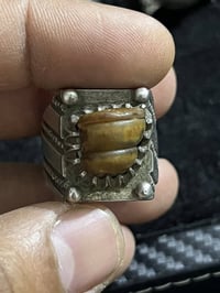 لوي نباعي تواصل خاص 07702835138