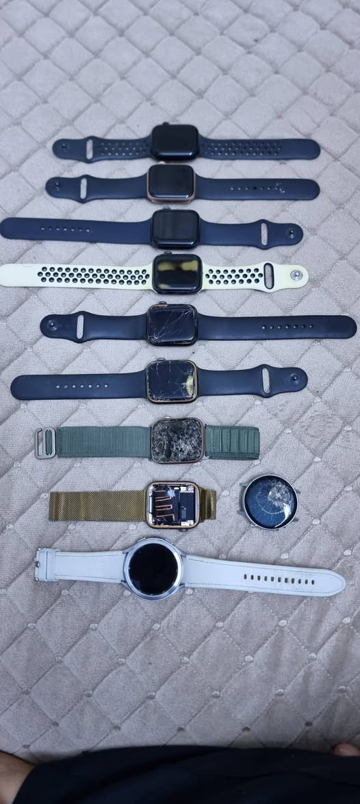 ساعات انواع ومشكل أبل سيريس 4\5\6\7  وكلكسي البيع شلع ماابيع مفرد
ساعات انواع مشکل گلگسي و أبل سيريس 4\5\6\7  
نايك وعادي بيهن شغال مقفول ايكلود وبيهن مكسور شاشة ومبي ايكلود ابيع شلع كلهن ماابيع مفرد 
السعر كلهن (( 325 الف ))
بغداد/مدينة الصدر/***********
