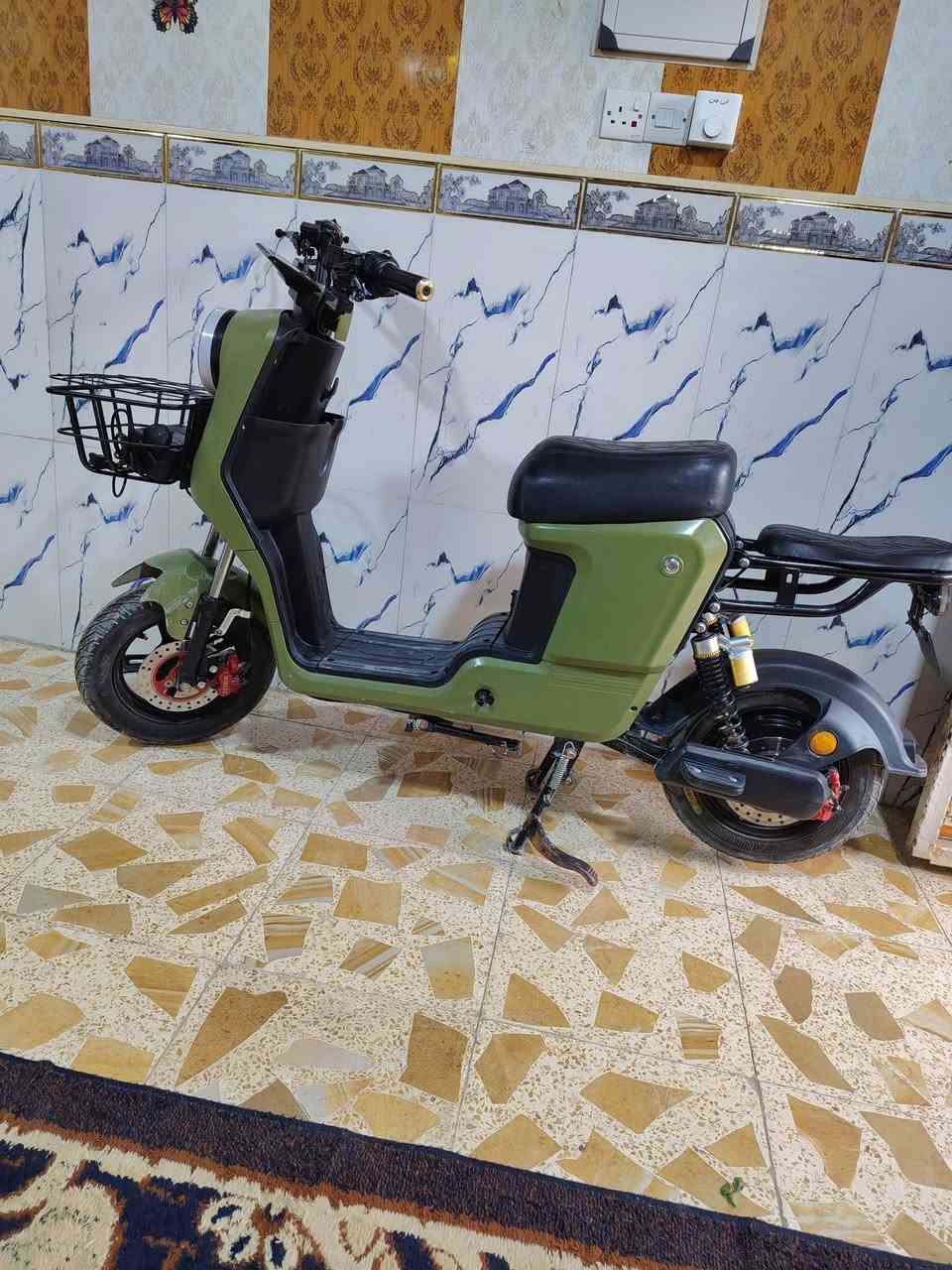 السلام عليكم دراجه ار 9 مديل 25 بطاريات نضيفات لدراجه بيه نقوصات خفيفه مثل هورن مايشتغل بريك لخلفي يراد تقسيم اشاير عوزهن فيشه سعر دراجه مناسب 350 الف وبيه مجال قليل مكاني البصرة حيانيه شارع سيد


**إذا كنت صاحب هذا الإعلان وتريد حذفه لأي سبب، رجاءا أرسل رسالة إلى الدعم الفني**