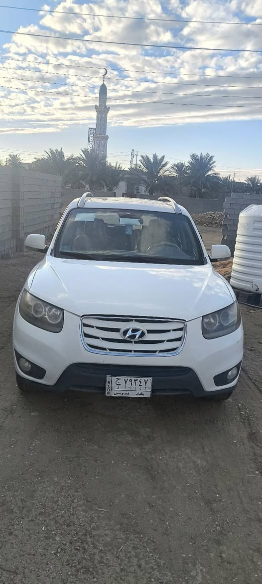 للبيع.      سنتافيا 2011 
خليجي 

ضربه بسيطه بلباب الخلفي 

مكفوله گير

 محرك جديد 4 سلندر

سويج مو بصمه 

نضيفه انضف من الصوره 

السعر  135 بيها مجال  بسيط 

الموقع: الگرمه الشهابي 
 
رقم الهاتف: ***********
