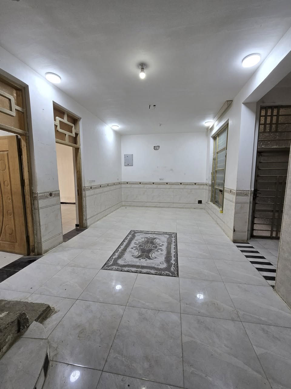 ّ🔴اعلان رقم 131
مطلوب اسكان 
#حي_الجامعه_قرب_مجمع_فدك
الوجه 10
النزال 20
عرض الشارع 10

🛑 ط1 
غرفتين وم ،صاله ،استقبال ،مطبخ بارد مع حار ، مجموعه عدد 2 
 🛑ط2
اربع غرف نوم + هول وصحيات 
ملاحظه الطابق الثاني نقص بياض او ارضيه فقط

السعر : علق (تم)

 ملاحظه 🛑 مطلوب 63مليون 
التسديد الشهري 331
🍁🍁🍁🍁🍁🍁🍁🍁🍁🍁
للاستفسار او الاتصال على الأرقام التالية
 
المكتب :📞📞   ***********
🍁🍁🍁🍁🍁🍁🍁🍁🍁🍁
عنوان مكتبنا : 🏦#الفلاحية_قرب_صيدلية_كربلاء
