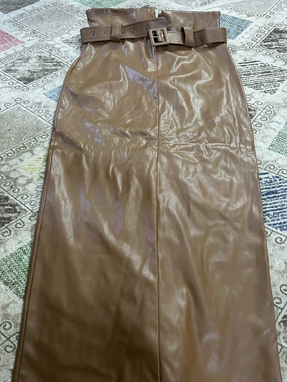 تنوره جلد جديده وياهه ستره او قمصله جلد هم جديده


**إذا كنت صاحب هذا الإعلان وتريد حذفه لأي سبب، رجاءا أرسل رسالة إلى الدعم الفني**