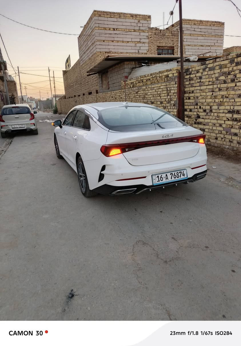 سلام عليكم كي فايف موديل ٢٣رقم قادسيه بسمي حره كير ماوس قياده ذاتيه ٤قيادات مري شفط كشنات تتفئه تبريد وارد كوري مكينه ٢٠٠٠بانزين فقط بيهه جاملغ امامي وبنيد تبديل ماشيه ٣٢السعر(١٦٧) مكان ديوانيه (***********)
