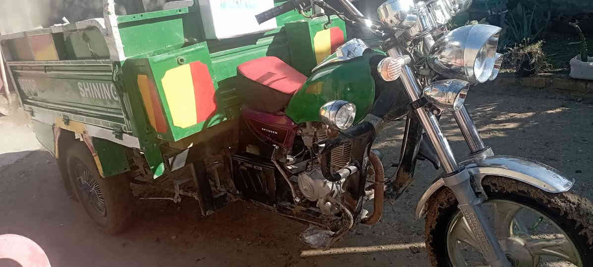 ستوتة للبيع مكينة 22نضيفة مصبوغة الجمالية اوراق كاملة مكاني مدحتية قرب صيطرة مشيمش رقم الموبايل ***********السعر واحد ونص بيهة مجال قليل
