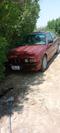 بي ام للبيع 525 بسمي كفاله عامه جديده معنه الكلمه مكينه وكير جدد سياره...