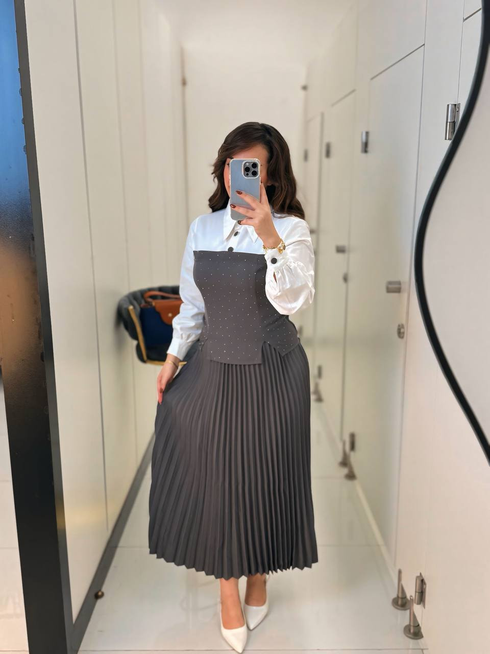 كوستم قماش دابل كوالتي عالي
سعر 17  الف 
قياس 48/46/44/42/40/38/


**إذا كنت صاحب هذا الإعلان وتريد حذفه لأي سبب، رجاءا أرسل رسالة إلى الدعم الفني**