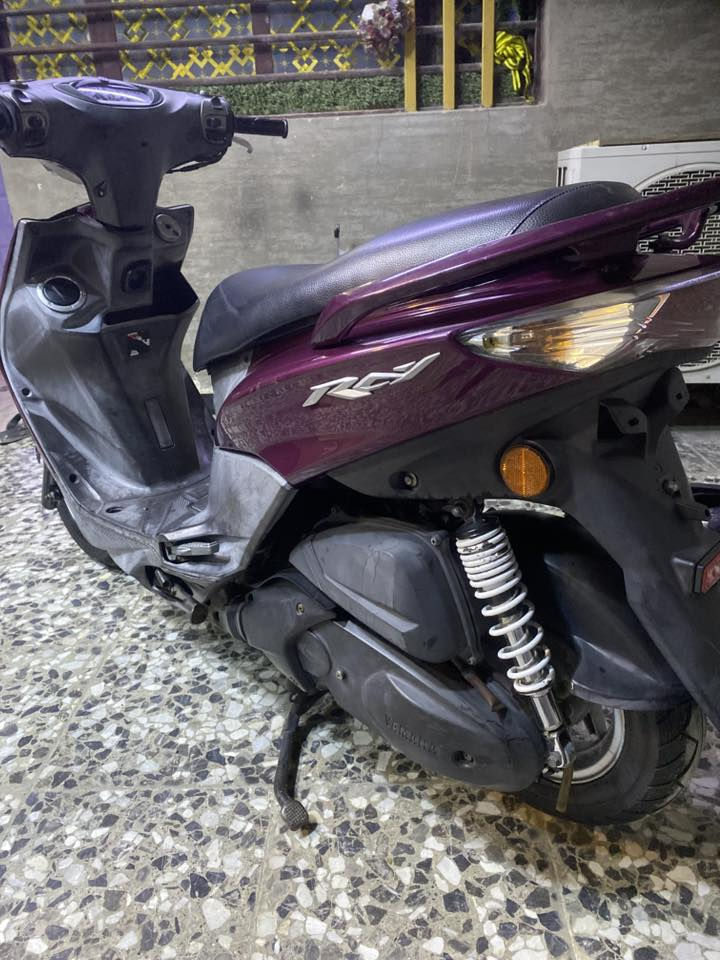 سلام عليكم جي تيار حديث للبيع درجه رمبه جديده كلش صاره اقل شهر نازله مكاني بغداد رقمي ***********تصال بل خدمه 🤍
