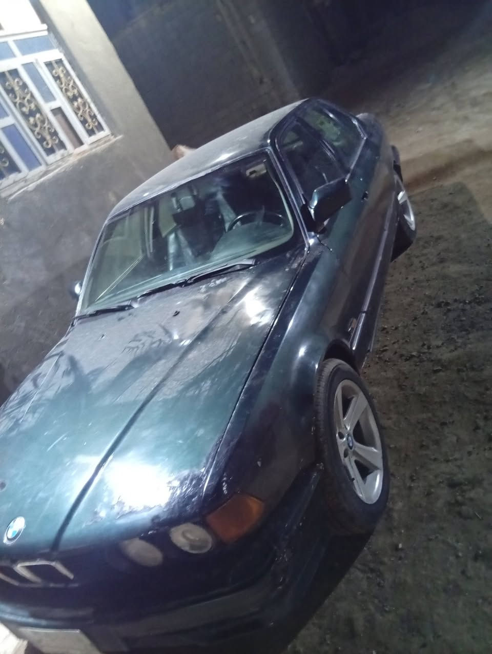 السلام عليكم
بي ام 735
رقم نجف مشروع وطني 
سياره جاهزة 
كير ومحرك 
وحداديه 
تخم تاير+ ويل 18رياضي
بيع ومراوس ملكه و شاهينه 
السعر ٣١ 
***********
ناصرية مركز
