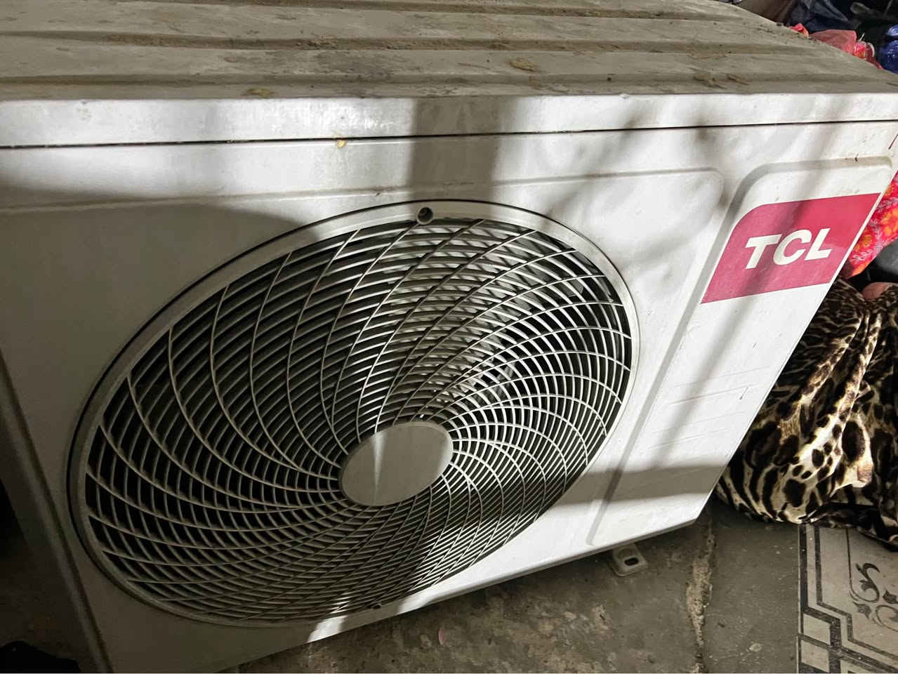 سبيلت TCL تدفه تبريد مستعمل لبيع سعر 325وبي مجال
بسيط حك جيه مكاني بغداد الشعله رقم *********** بغداد, العراق
