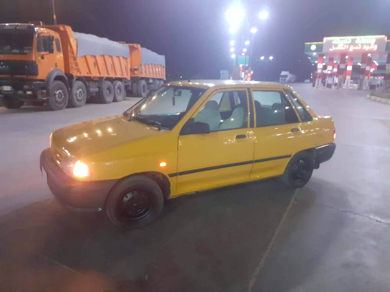 السلام عليكم سايبة للبيع السعر ٢٥ للاستفسار الاتصال بالرقم *********** مكلفه بالنشر رقمها كربلاء
