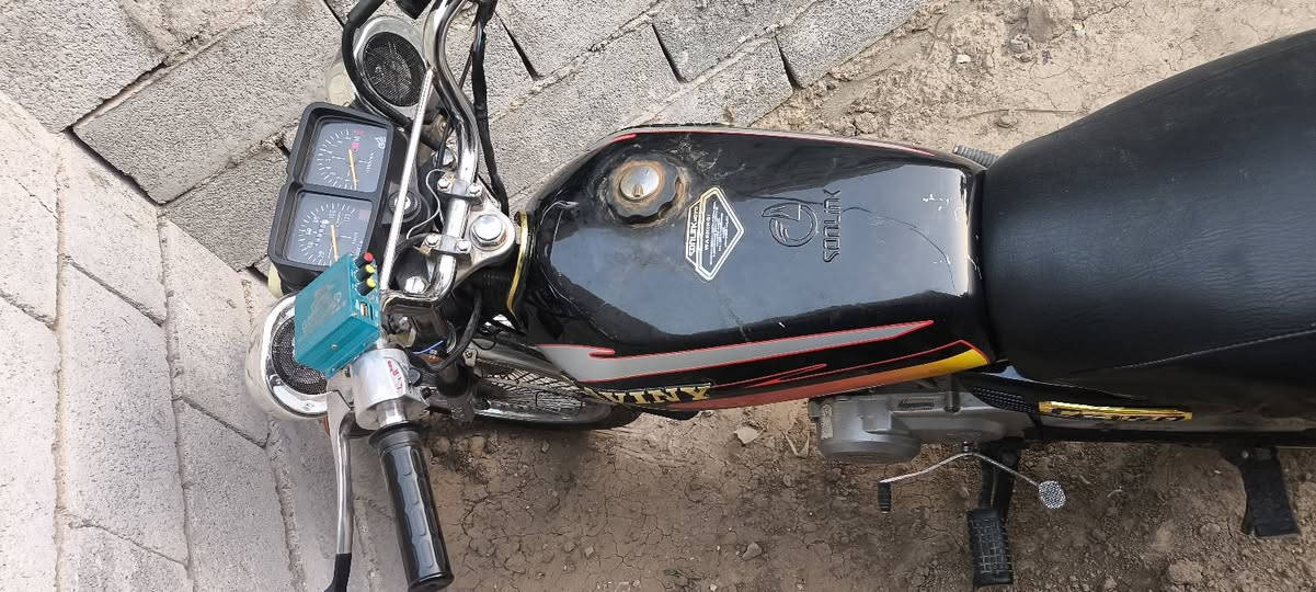 دراجه تايكر موديل 22
دراجه حلوه ونضيفه اوراق سكنر مكاني عفك 
اتصل عليه اكلك بسعرها ***********
