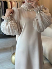 فستان • طول كامل • مقاسات ٣٨-٤٦