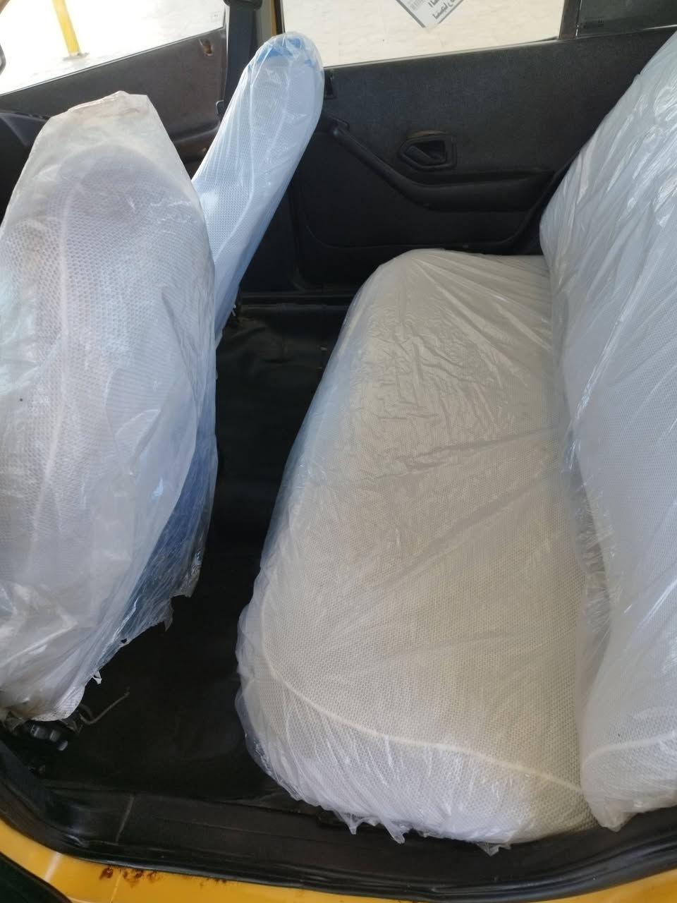 سلام عليكم بيجو باص 2011رقم انكليزي سنوية 28مصفرة هية وغرامة دوشمة كهربايلت حدادية كلة جديد سيارة خير منالله كلملة مكملة طخم تاير سيارة طك كير ورجع السعر 26وبيهة مجال قبيل كير محرك خير من الله تجي وتشوف شوف العيرن***********
