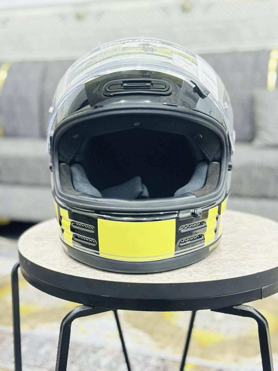 خوذه للبيع ٧٥ الف سعر نهائي 
قياس xxl


**إذا كنت صاحب هذا الإعلان وتريد حذفه لأي سبب، رجاءا أرسل رسالة إلى الدعم الفني**