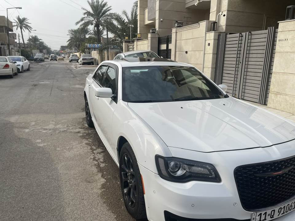 كلايسلر C300 موديل 2023 السياره فول الفول  الاتصال ***********
