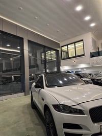 جاكوار اف تايب • ٤ تيربو • ماشي ١٥٠ الف