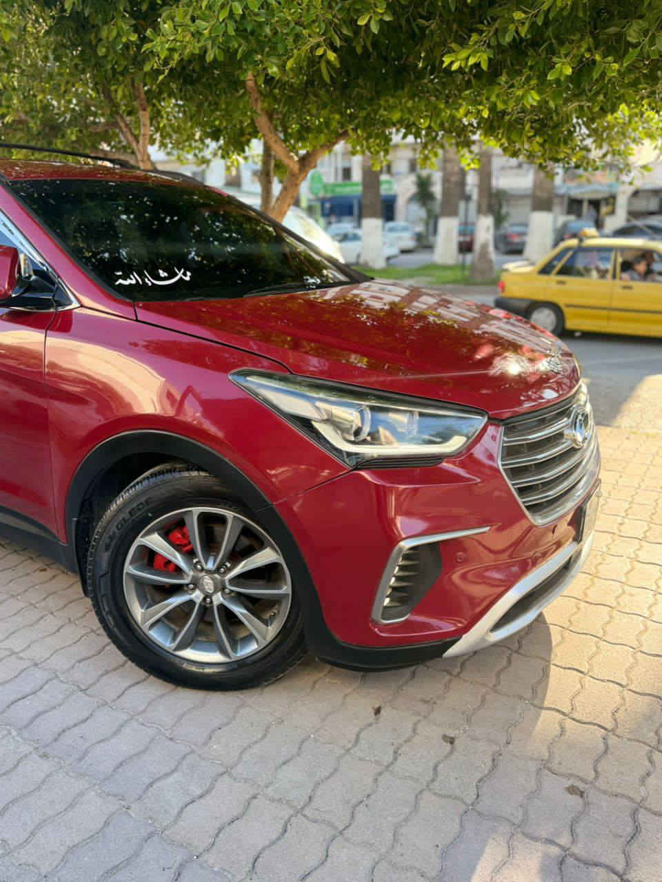 🌹بسم الله ماشاء الله🌹
🌹توكلت على الله🌹 

التواصل :مسنجر 

 لعشاق جيب مكس كروز [2017] بانزين أساسي  بلون المميز لون الخمري 

                كاملة فل رقم {2}  سيارة خالية لعلام

            //أنظف من هيك مافي سيارة وكالة//

■نـــاقـ  ـــل الــــــحركــة. Tiptronic                                                                        

■ نـــظــام ABC     [دفع رباعي]

●مـانع انزلاق + أنحدارا

●نظام كهربا220V

■فرش مخمل بيج مورد غرفة ممنوع يكون في خدش  7 مقاعد

●كراسي أطفال

●نظام توفير وقود ECO معه ثلاث 

■وضعيات سبورت كوفورت

■نقاط عمياء

■كراسي كهرباء 

■سخان مقود 

●تحكم مقود

■تثبيت سرعة

●نظام ترحيب أنارة

 Bluetoo               مسجلة شاشة أساسية مع كميرا رجوع

AUX USB

●مكيف ديجتال مدمج على الشاشة فريزتين حامي بارد بوظ 

●اوامر صوتية

■مرايا كهرباء غماز AUTO

●جنط أساسي+طقم دواليب 4 جدد  يدك مع لعدة لكاملة 

■حساسات خلفية + أمامي

●حساسات انارة واجه كله زنون 

■بالون عدد 12

●وضعيات قيادة متعددة 

           ،،حالة السيارة أخت لوكالة حصرا وبدا ركيب غاوي،،

      التواجد اللاذقية استراد الثورة غربي القايدا البحريه بميتين متر مكتب ابو جعفر

                      

                         أعتذر من رد لتعليقات التواصل ماسنجر او واتس ‭0962523709

                  السعر$$$$ تواصل مباشر


**إذا كنت صاحب هذا الإعلان وتريد حذفه لأي سبب، رجاءا أرسل رسالة إلى الدعم الفني**