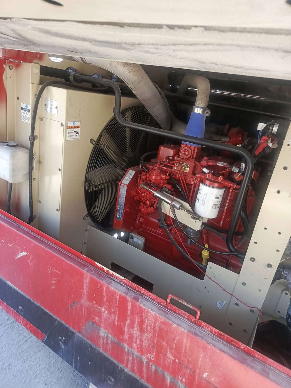 كبريسر انكر توسان الحجم 375كامل جاهز المكان البصره التصال ***********
