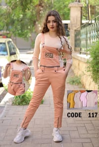 محير • ٥مقاسات • ملابس