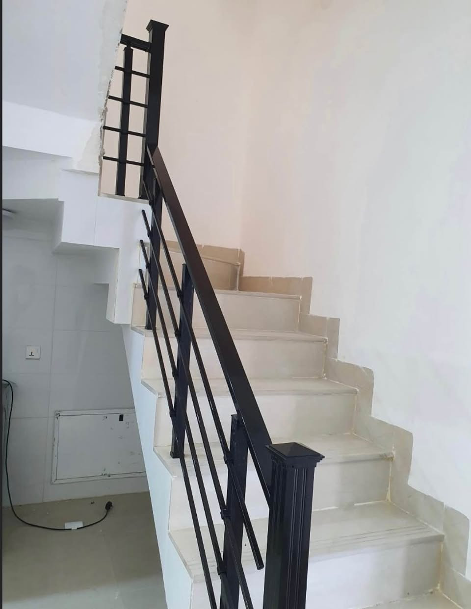 ئامادەین بۆ دروست کردنی محە جەرەی ئەلمینۆم🛠
بە شێوازی .خر.⚫️✅.مرەباح. ◼️✅.جامی سکۆریت.💎✅وە چەندین ڕەنگمان بەر دەستە.وەکو(سپی بەفری)(ڕەش)و(ڕەشی مات)ئنترساد)(سلڤەر)(کرێمی)(زەردگۆڵد)(شاپانی)(ساجی)
وە کاردەکەین بۆ شاری هەولێرو دەوروبەر⏳
به نرخێکی زۆر گونجاو💵👌
بۆ زانیاری زیاتر پەیوەندیمان پێوە بکەن📞📩🛻
لەرێگای(واتسئاپ)(ڤایبەر)(کۆڕەک)*********** أربيل, العراق
