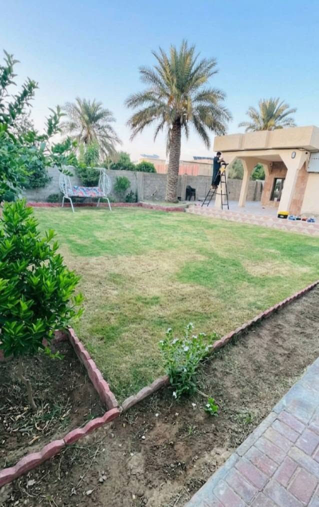 اللهمَ استعملنا ولا تستبدلنا 
تنظيف وحلاقه بعض الحدائق المنزليه وبأنسب الاسعار 
تواصل ***********
***********
