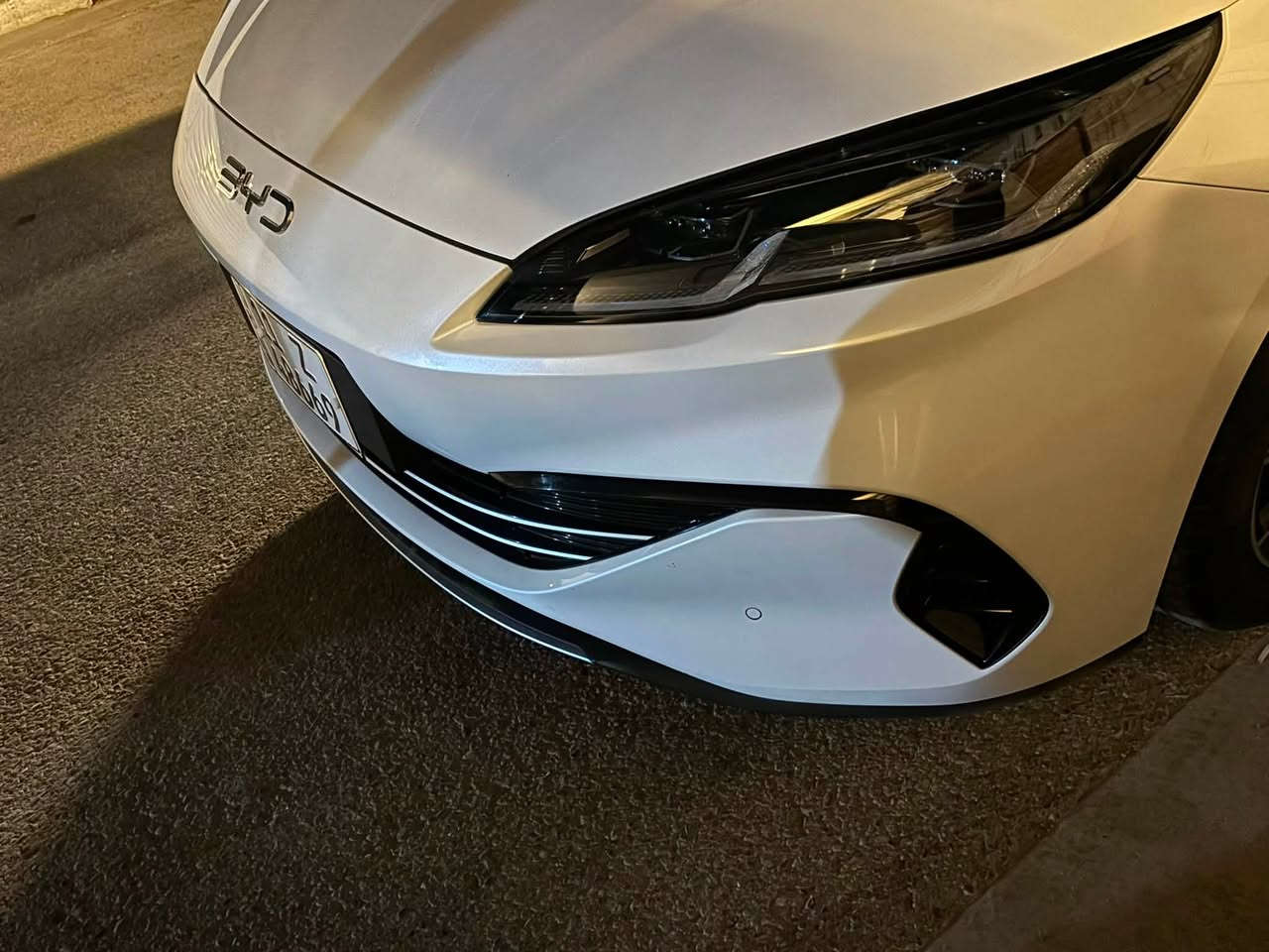 للبيع BYD سيل 6 موديل2025

ماشية 9000 الف 

رقم بغداد ب اسمي 

بيه رصعه بالجاملغ الامامي بسيطه ومعدله وموضحه بالصوره 

بصمة تشغيل 

مقاعد جلد

تفويلة البانزين 2100 كم 

شحن  80 كيلو 

4 كامرات

حساس امامي خلفي 

لايت  بك لايت لد 

كروس مثبت سرعة 

ويل 17 

مكاني/ بغداد حي الجهاد  

السعر 24 مليون 

للاستفسار / ***********
