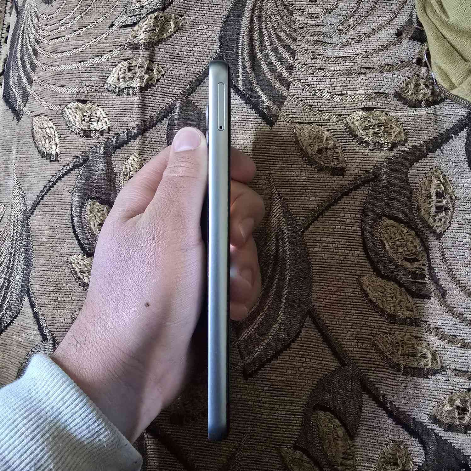 جهاز Samsung A24
النطافه كدامك 100/100

الجهاز استخدامي الشخصي طبعاً

الذاكره 128 رام 8

ااجهاز كامره مالته صوره دمعه 

وطبعاً شكره Samsung اجهزتعا معروفه 

التواصيل على خاص او رقمي 

***********

السعر 250 وبي مجال لطيبين قابل للتفاوض
