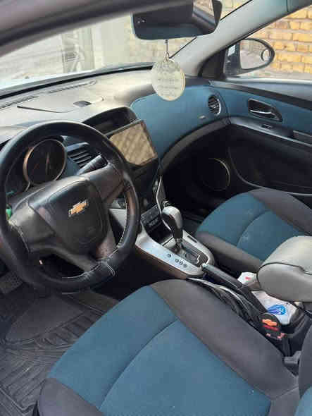 سلام عليكم شوفر ليت كروز خليجيه موديل 2012 .مكفوله كفاله عامه سياره اربيل  سياره كلش نضيفه 
مكان السياره بغداد 
والسيارة بسمي
سعر 90 بيهه مجال قليل الاستفسار *********** بغداد
