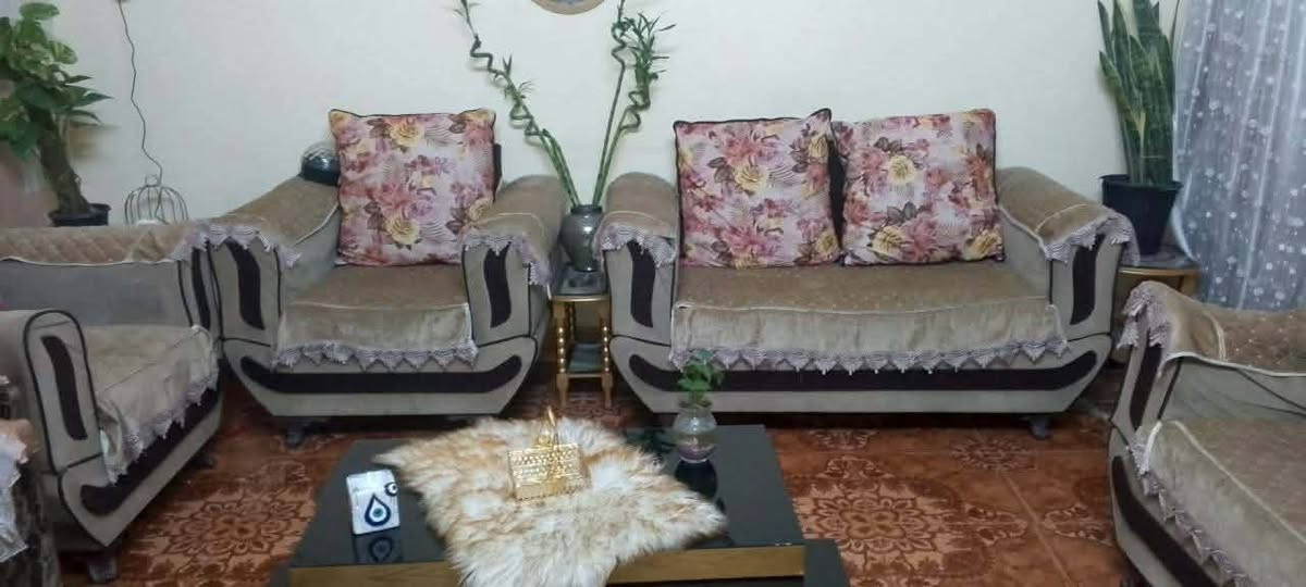 تخم 7 مقاعد للبيع سعر 160 قفل 
طبلات 5 سعر 70 قفل مابيها ضرر 
العنوان بغداد شعب الشراي خاص


**إذا كنت صاحب هذا الإعلان وتريد حذفه لأي سبب، رجاءا أرسل رسالة إلى الدعم الفني**