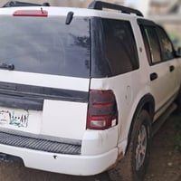 فورد اكسبلور   موديل 2004  كير محرك بطة   صدر امامي خلفي   السعر 30 وب...