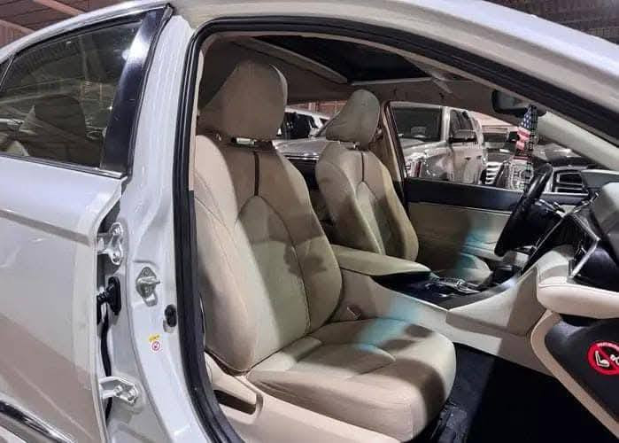 🔥 نعلن عن توفر كامري موديل 2018 🔥

✅ اللون: أبيض
✅ رقم السيارة: بغداد
✅ الموقع: الموصل
✅ شرط التحويل والوكالة

📌 الضرر: باب وجاملغ صبغ فقط بدون ضرر

✨ المواصفات:
✔ تشغيل بصمة
✔ دخول ذكي
✔ فتحة سقف
✔ قير أوتوماتيك
✔ ريموت
✔ تحكم دركسون
✔ شاشة
✔ كاميرا خلفية
✔ بريك إلكتروني
✔ كشافات ضباب + ليد
✔ إشارات بالمرايات
✔ زجاج كهرباء
✔ تكييف خلفي
✔ مثبت سرعة
✔ مقاعد مخمل
✔ مدخل AUX + USB + CD
✔ جنوط
✔ حساسات أمامية وخلفية
✔ باقي المواصفات معروفة

💰 السعر: اكتب (تم) واحنه نتواصل وياك بالسعر — السعر مناسب جداً وقابل للتفاوض

📢 تابعونا يصلكم كل جديد من السيارات


**إذا كنت صاحب هذا الإعلان وتريد حذفه لأي سبب، رجاءا أرسل رسالة إلى الدعم الفني**