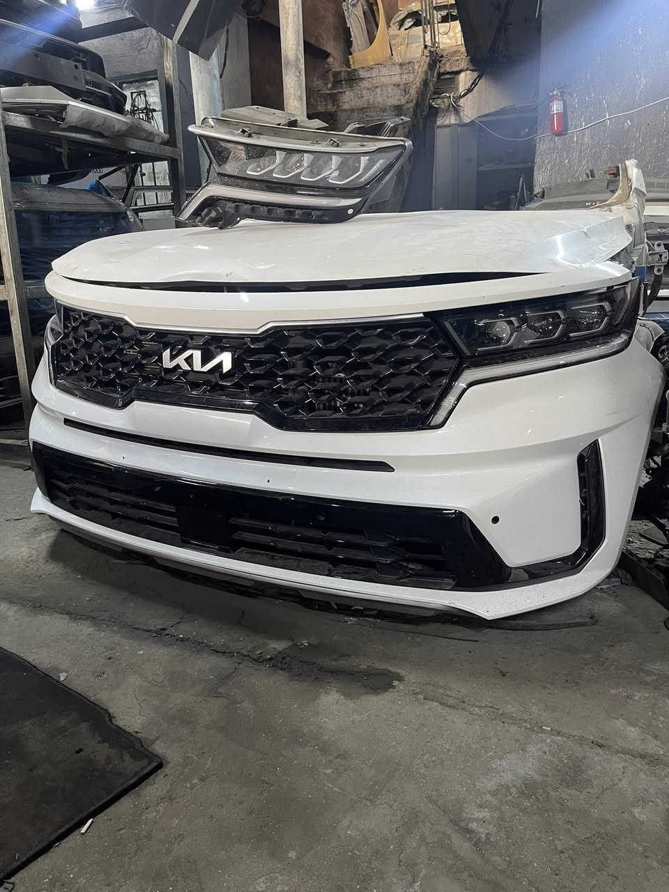 حياكم الله زبائن عالم الهايبرد توفر قطع غيار سورنتو  الهايبرد 21 الى 25 جميع القطع الخارجيه والداخليه 
وكذالك وجود( لايت سورنتو 25 خليجي اصلي )  موضح بالفديو
للتواصل ***********
للتواصل ***********
يوجد فريق صيانه مختص بالسيارات الهايبرد 
ويوجد توصيل الى جميع انحاء العراق
اهلاً وسهلاً
