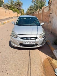 اكسنت للبيع موديل ١٥ حجم المكينه 1600  كير 4 نمر سياره بيه صبغ حزام اث...