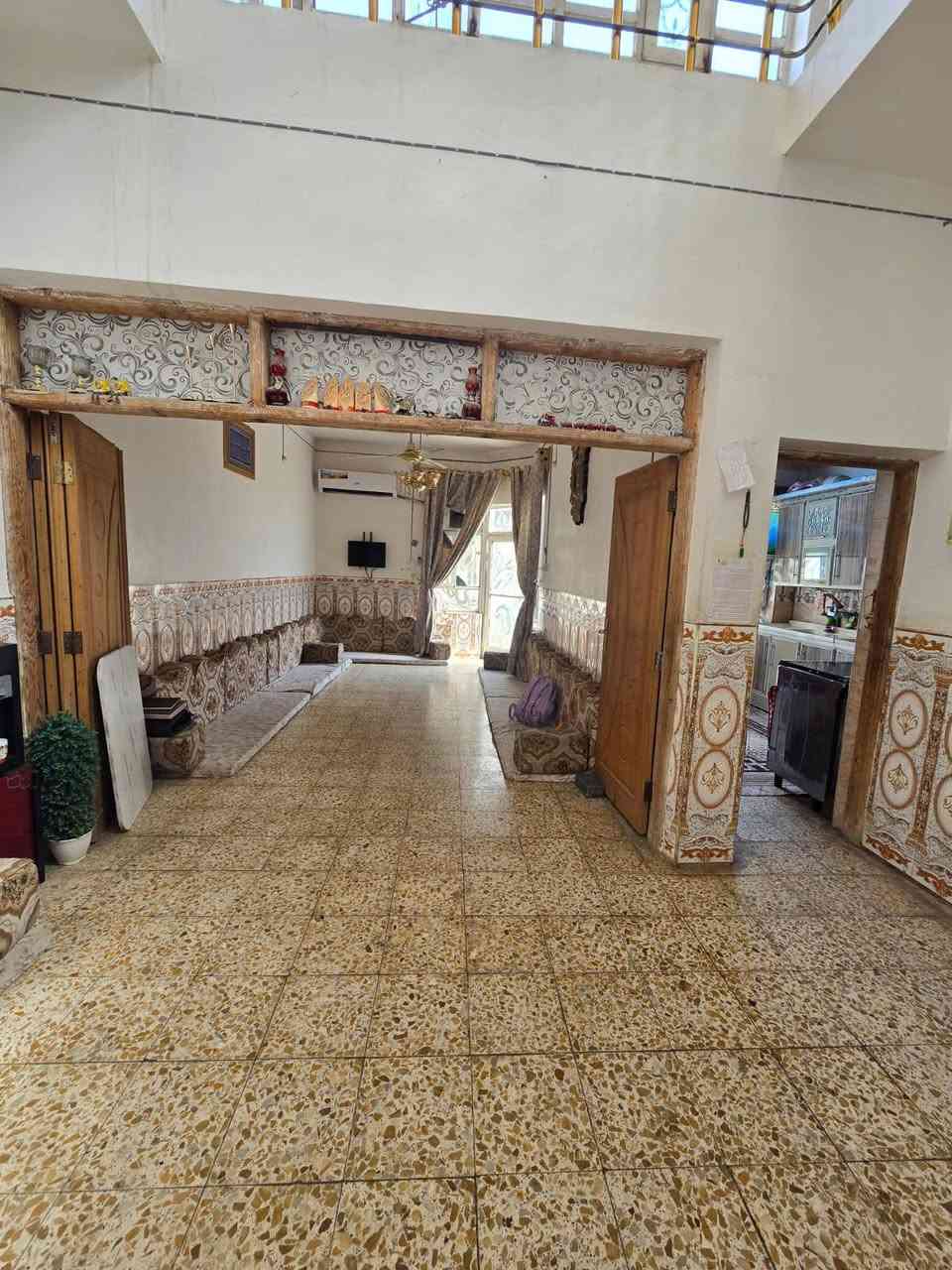 بيت 110متر مربع طابقين صب كونكريت للبيع بالبراكية شارع المطار القديم قرب جامع القبة الذهبية بفرع ال بدير للاستفسار خاص او عالرقم ***********
