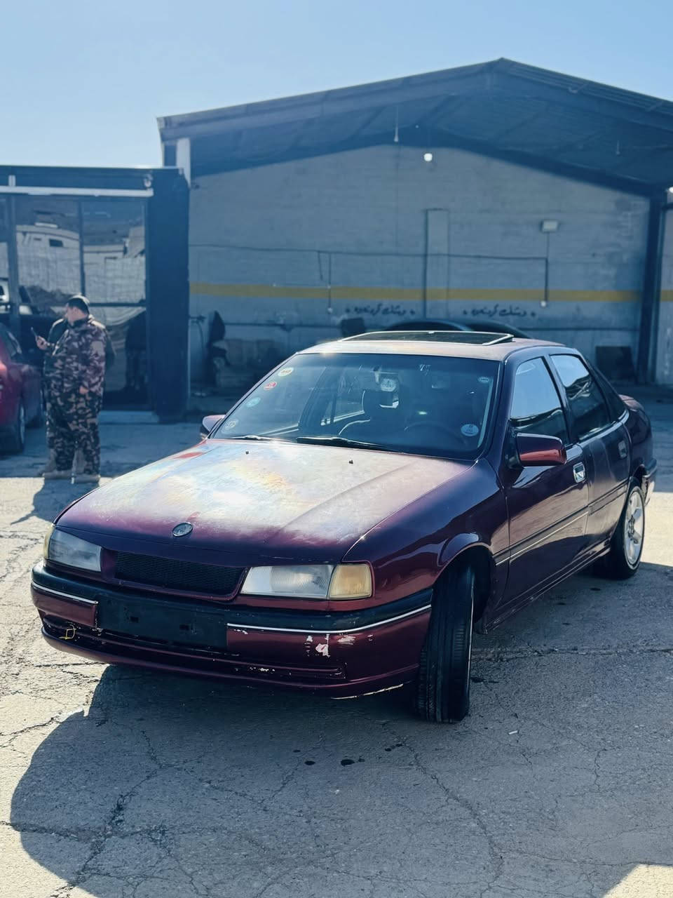 سةرةتا بة ناوى خوا :ئؤپل ڤيكترا / مؤديل:1991 كراوةته 1993 /مةكينة 20 گيرعادى /ئارم پلاستيك سليمانى /ئارم ئةوةليات بةشةرت/ موس و براوه بةشةرت/سةيارةكة عام كراوةتةوه بؤ جوانى / گيرومةكينة بةشةرت / چةمپةكى خةفيفى هةيةدواوه بةبئ ناو گرتن / كارةبايةتى بةشةرت / شوين:كؤيه/بؤ زانيارى زياتر نامة بنيرن يان ژ.م:***********
