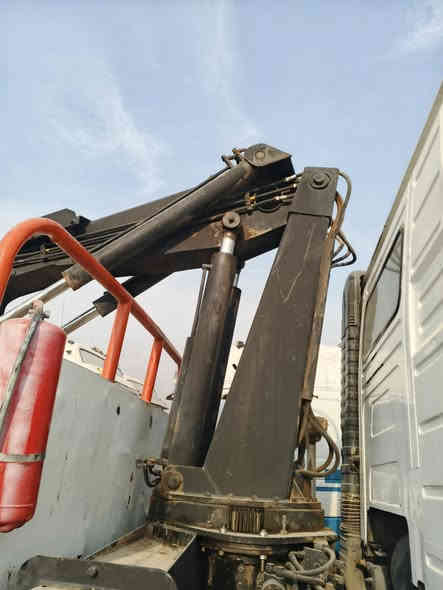 الوزن 10طن 

عدد سلايت 5

السعر 50

مكان كركوك

***********
