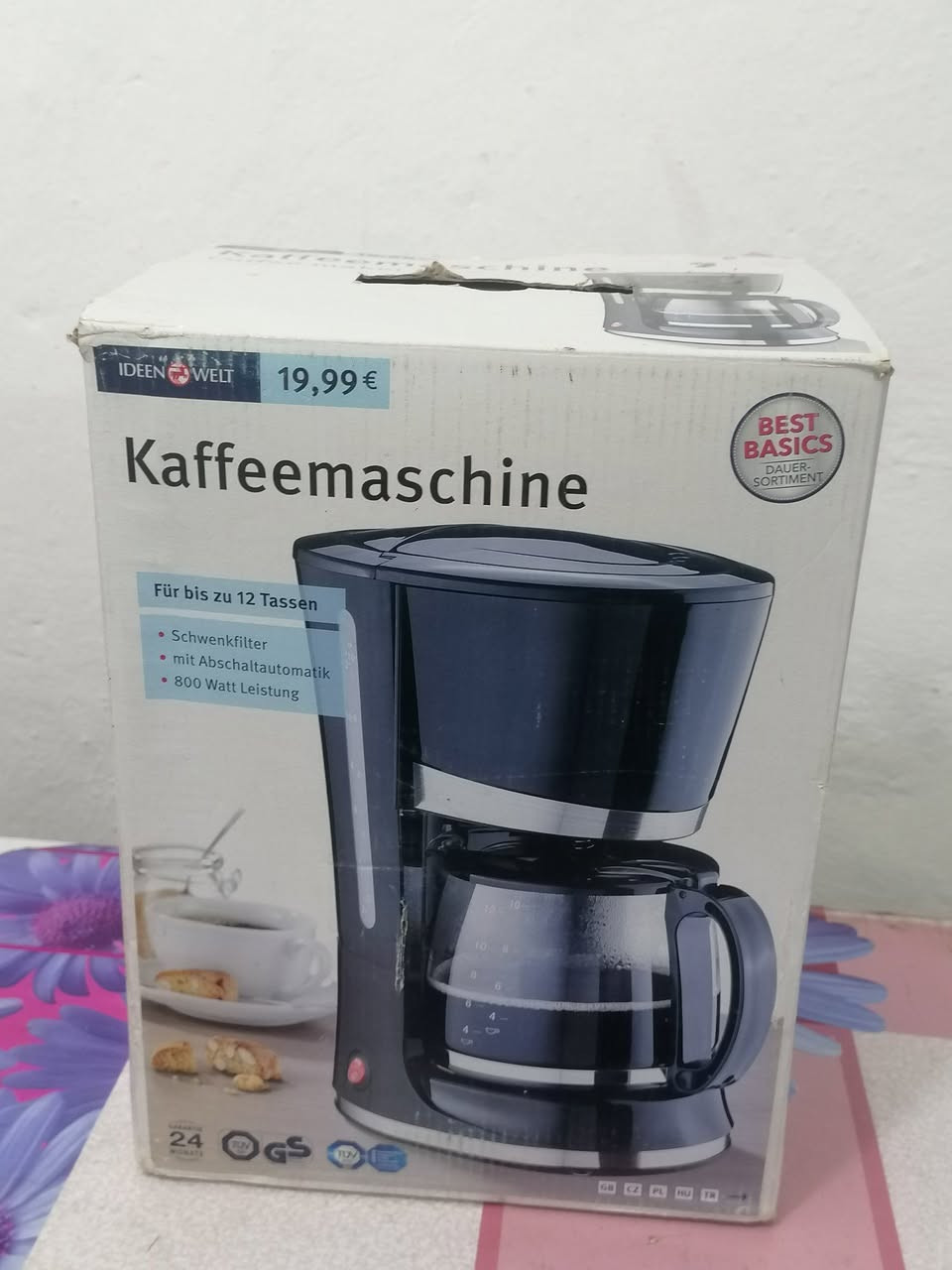 مكينة قهوة او شاي جديدة ما مستخدمة بعدها بالجيس والكارتون للبيع


**إذا كنت صاحب هذا الإعلان وتريد حذفه لأي سبب، رجاءا أرسل رسالة إلى الدعم الفني**