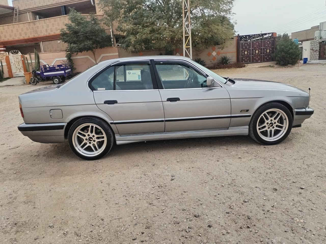 ياالله السلام عليكم
BMW.. 525i 🔥
وارد اليابان
كير محرك خير من الله 
صدر خلفي امامي جديد 
تبريد ثلج🥶
تايرات تخم ويل ام 
سياره حلوه مال جناي 
كهربائياته كله شغاله 
جام كهرباء 
مصبوغه عام لجماليه 
مكان السياره الانبار هيت 
السعر 60 
رقم الهاتف ***********
