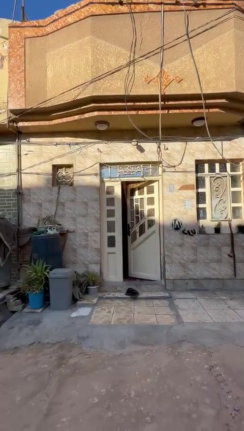 عدي بيت 50 متر طابق اونص بلبوبيات بحي الساده عامود 56 الرقم ***********
