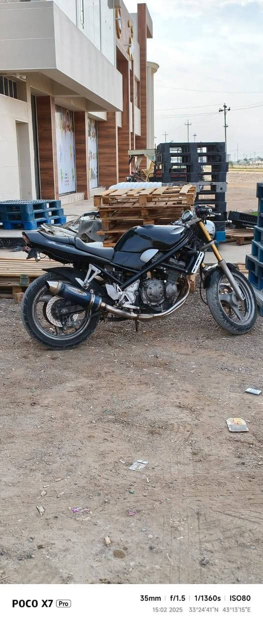 دراجة سازوكي بانده بطح مسجلة سنوية موجودة للبيع او مراوس بهاوجي المكان الرمادي 
***********
