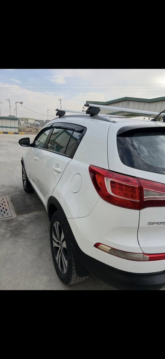 السلام عليكم للبيع سبورتج 14 رقم اربيل باسمي بدون صبغ سونار بي كل التفاصيل سياره حلوه  ونضيفه 
عارضها ب148 وبيها مجال اي استفسار اتصل 
***********
