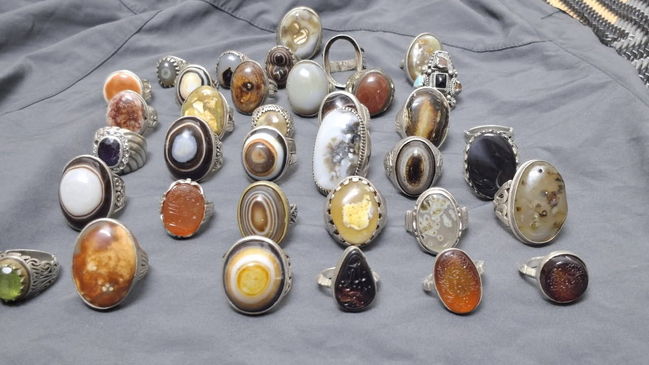 يا الله يا كريم  ٣٦ محبس صياغات ثكيله كدام عيونكم 
سعر ١٨٠٠ مكاني بغداد مدينه الصدر لا يوجد لدي توصيل


**إذا كنت صاحب هذا الإعلان وتريد حذفه لأي سبب، رجاءا أرسل رسالة إلى الدعم الفني**