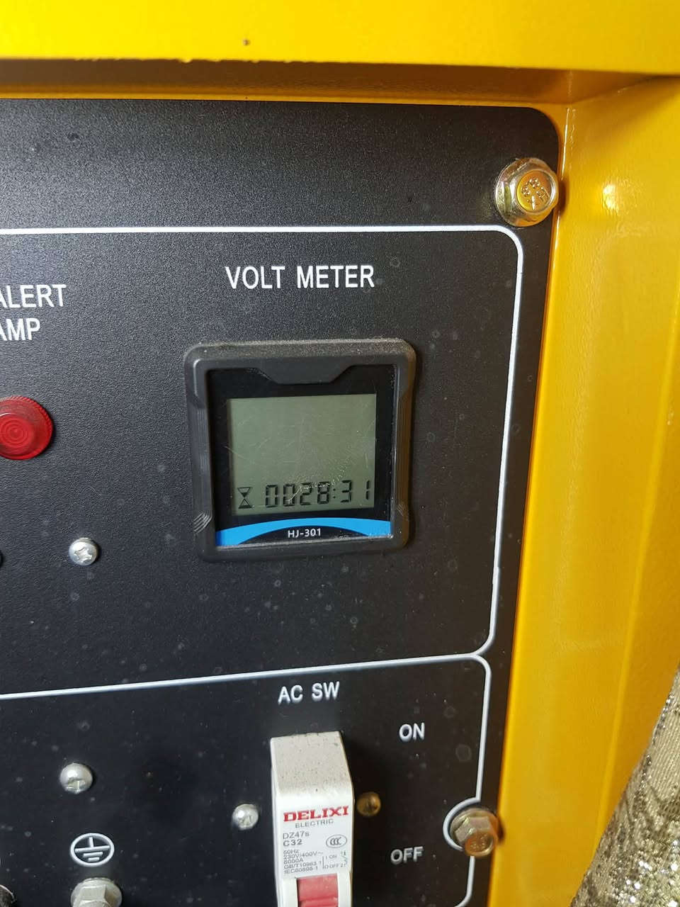 #للبيع مولده كاتم شركة دي يونك الاصلي .٨ كيفي .٣٠ امبير  . تشغيل واطفاء عن بعد بصمه عدد ٢ .سويج عدد ٢ .
مخارج كهرباء عدد ٢ للاحمال العاليه
شاشه رقميه ..
قوة المحرك ٣٠٠٠ دوره بالدقيقه .. 
الملف نحاس الحجم الكبير .
مولده جديده .مشتغله ٢٨ ساعه فقط .زيرو . 
صرف الكاز ١ لتر بالساعه .. 
السعر مليون ونص 

المكان بغداد .بوب شام


**إذا كنت صاحب هذا الإعلان وتريد حذفه لأي سبب، رجاءا أرسل رسالة إلى الدعم الفني**