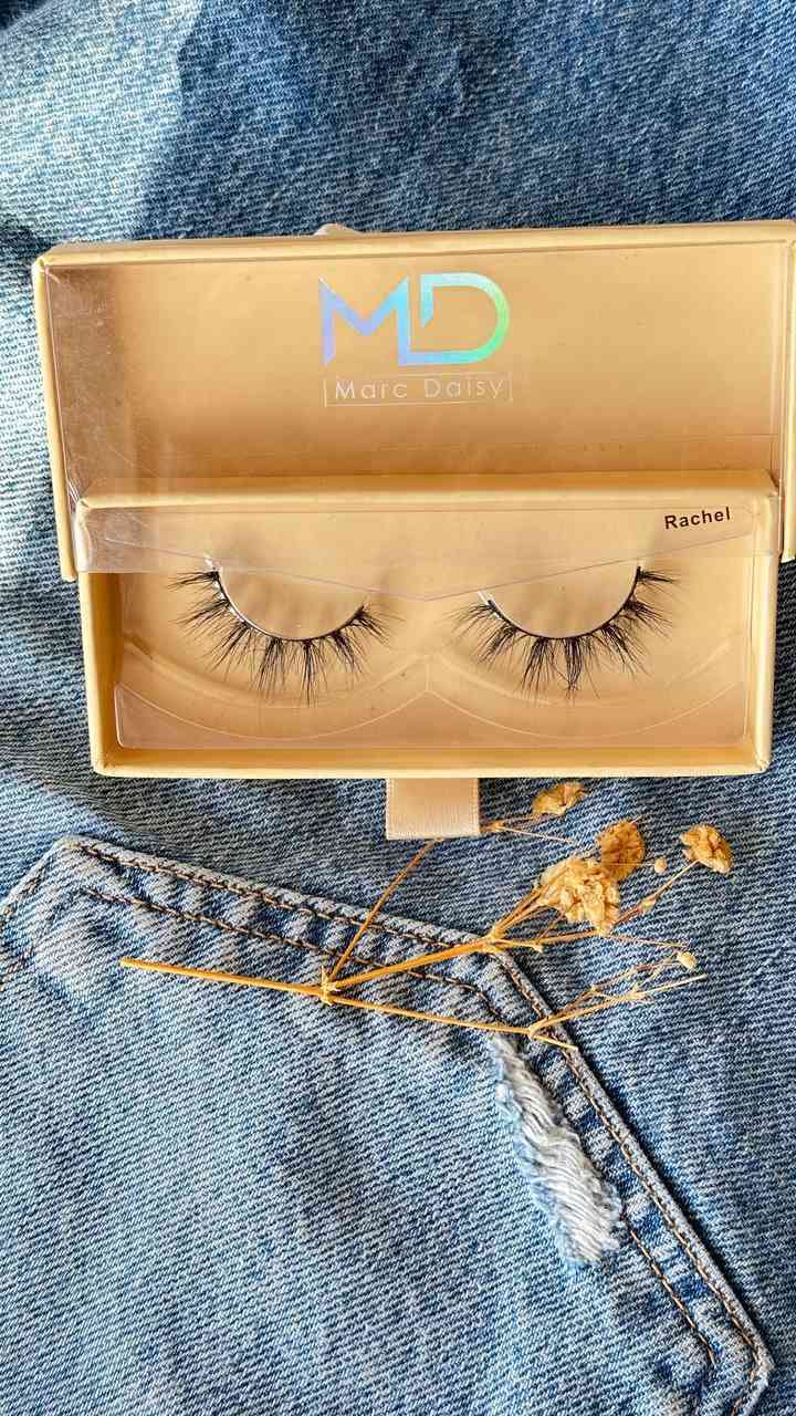 لو تحبين اللوك الطبيعي الناعم، أو تعشقين الكثافة والـ "دراما".. رموش مارك ديزي جتي حتى تخلي عيونج تحچي! 👁️👌
• خفيفة عالعين: متوكع الجفن ولا تضايقج.
• كواليتي يجنن: تكدرين تستخدميها أكثر من مرة.
• موديلات هواية: (Mei, Princess, Eliza...) وكل وحدة أحلى من الثانية.

سعر القطعة 8,000


**إذا كنت صاحب هذا الإعلان وتريد حذفه لأي سبب، رجاءا أرسل رسالة إلى الدعم الفني**