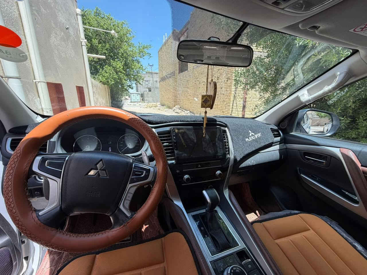 باجيرو سبورت 20 ماشية 64رقمها اربيل تحويل مباشر سيارة جديدة محرك 6 سلندر 3000 فول مواصفات بيها Bdr بالدعامية الخلفية فقط 
الكوت


**إذا كنت صاحب هذا الإعلان وتريد حذفه لأي سبب، رجاءا أرسل رسالة إلى الدعم الفني**